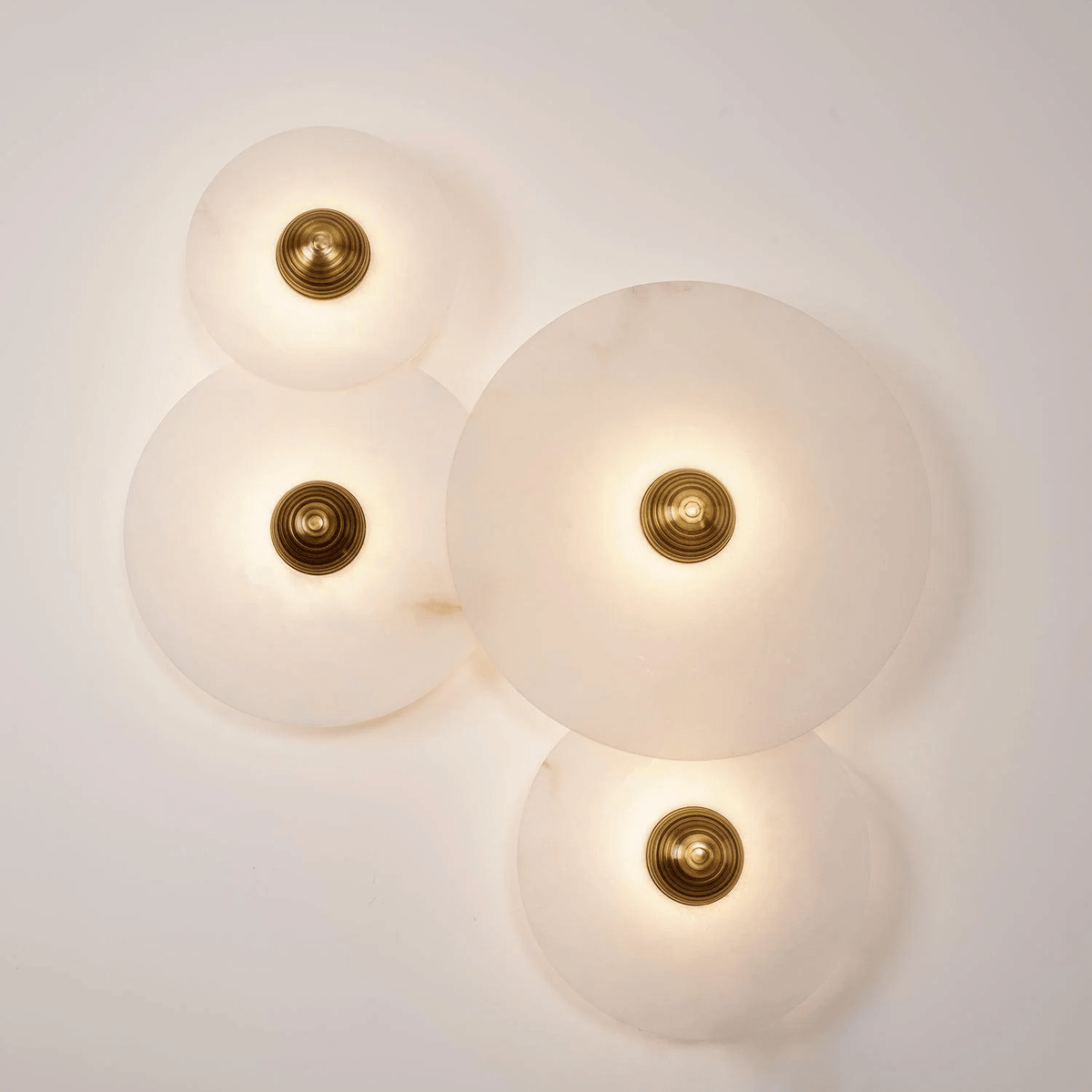 Nayra Alabaster Wall Lamp