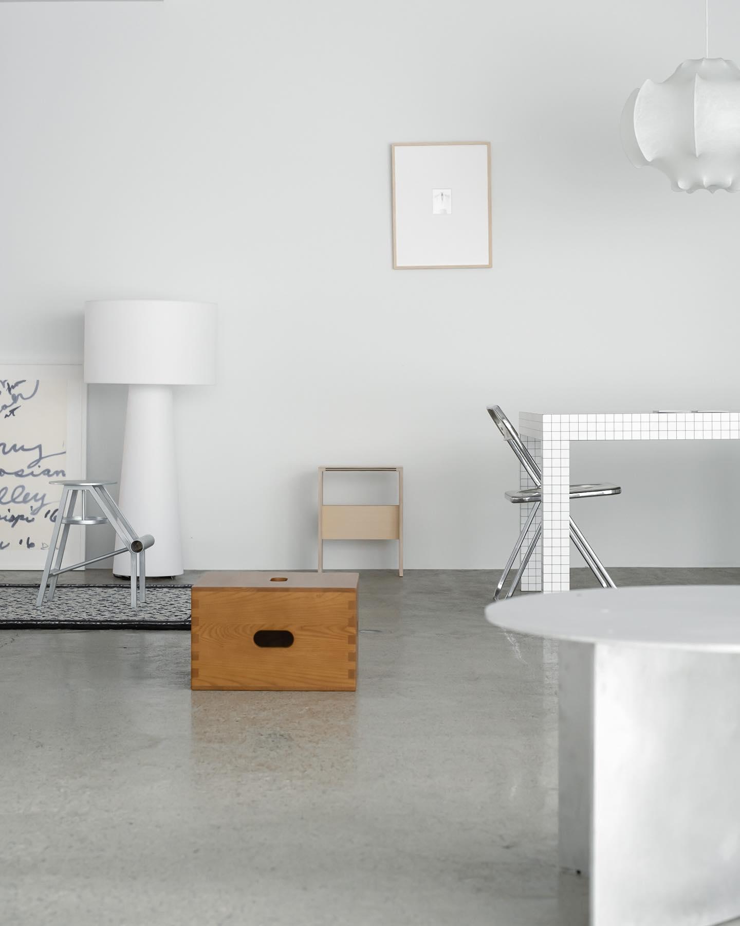 Contemporary Floor Light