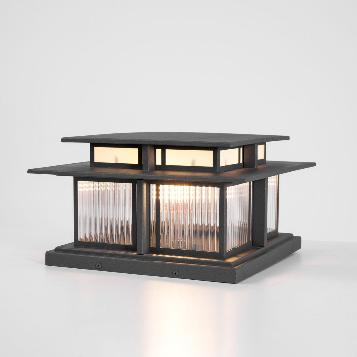 Boilyn Pillar Outdoor Light