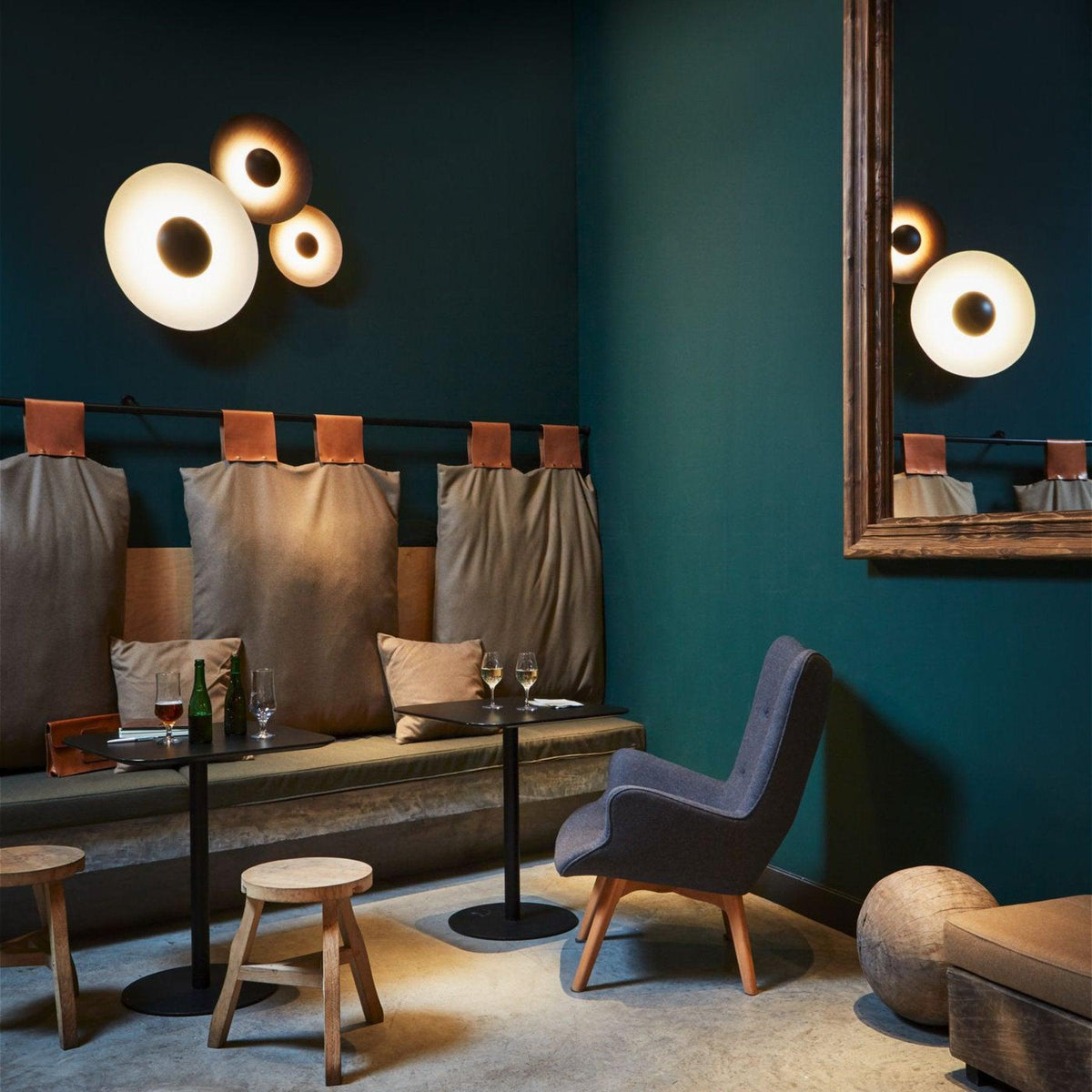 Simplicity Glow Plug-in Wall Light