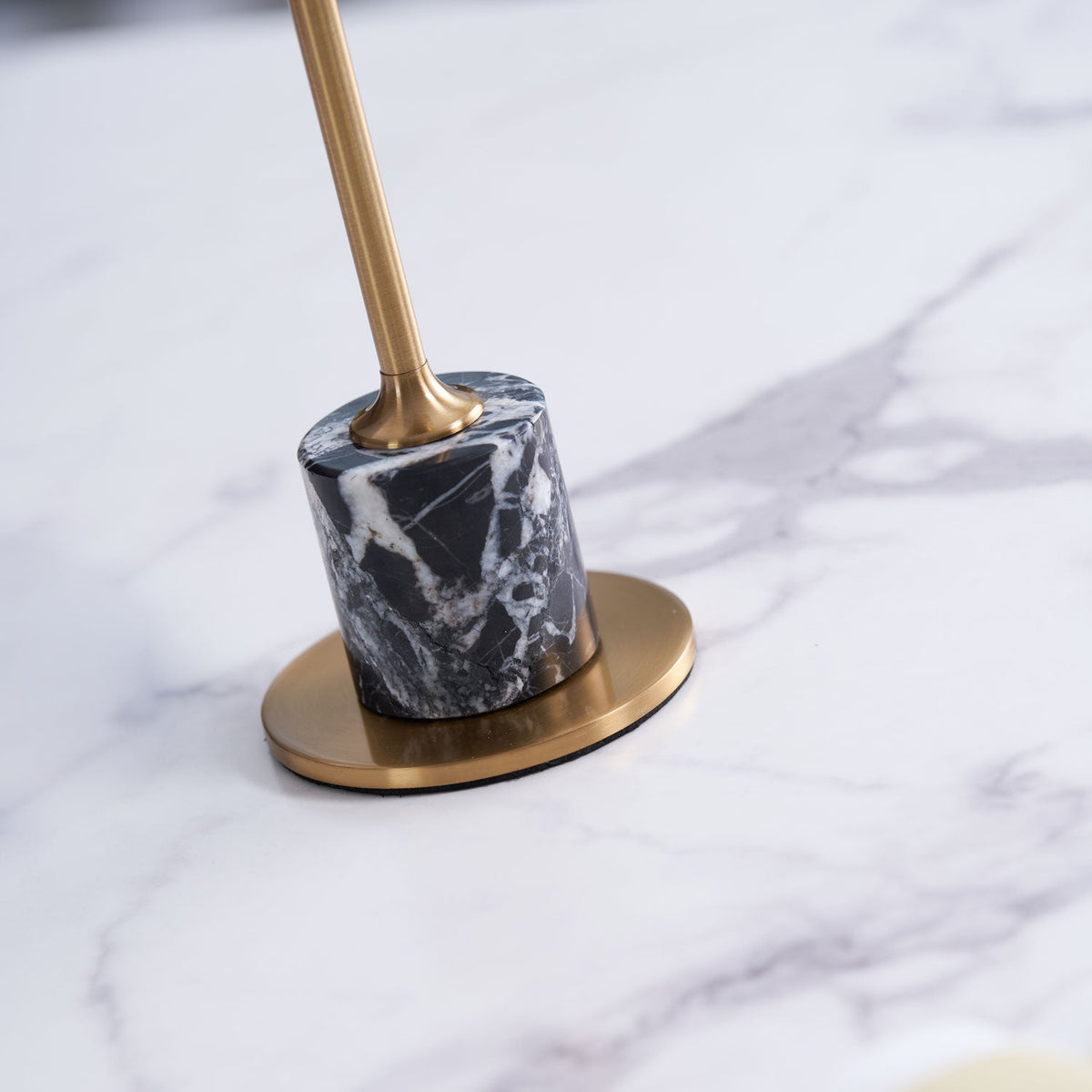 Lirio Mini Marble Table Lamp