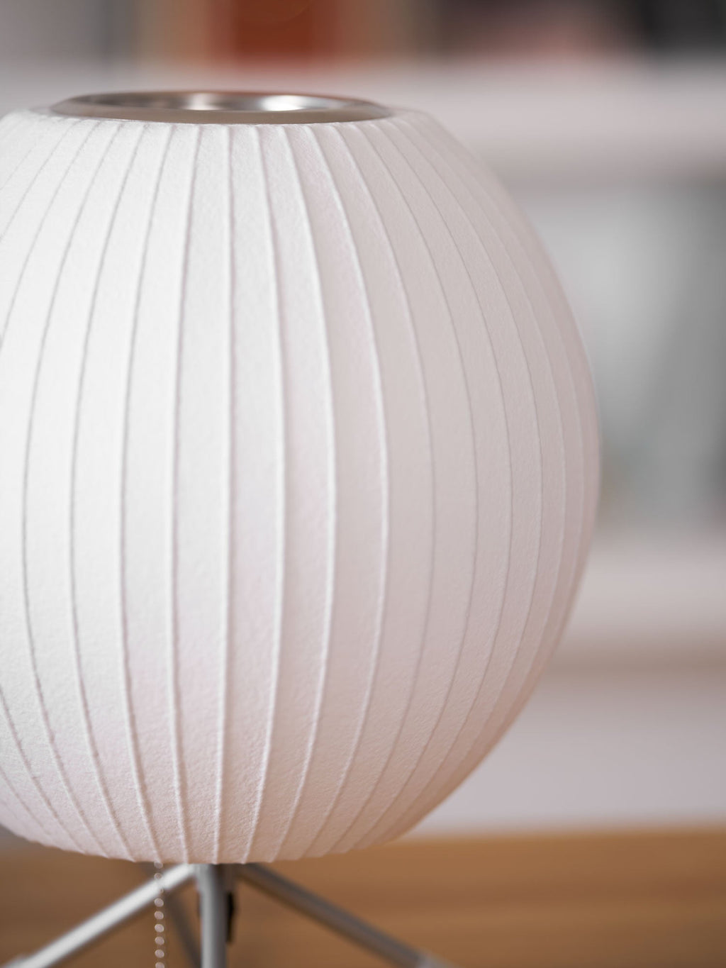 Tripod Bubble Table Lamp