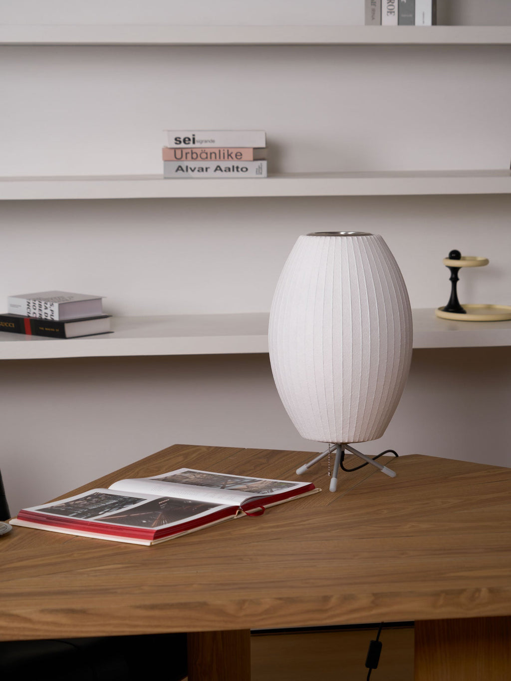 Tripod Bubble Table Lamp
