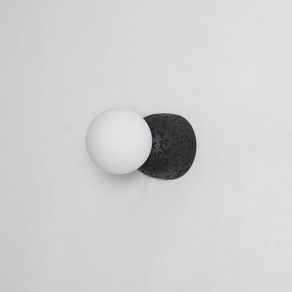 Origo Wall Lamp