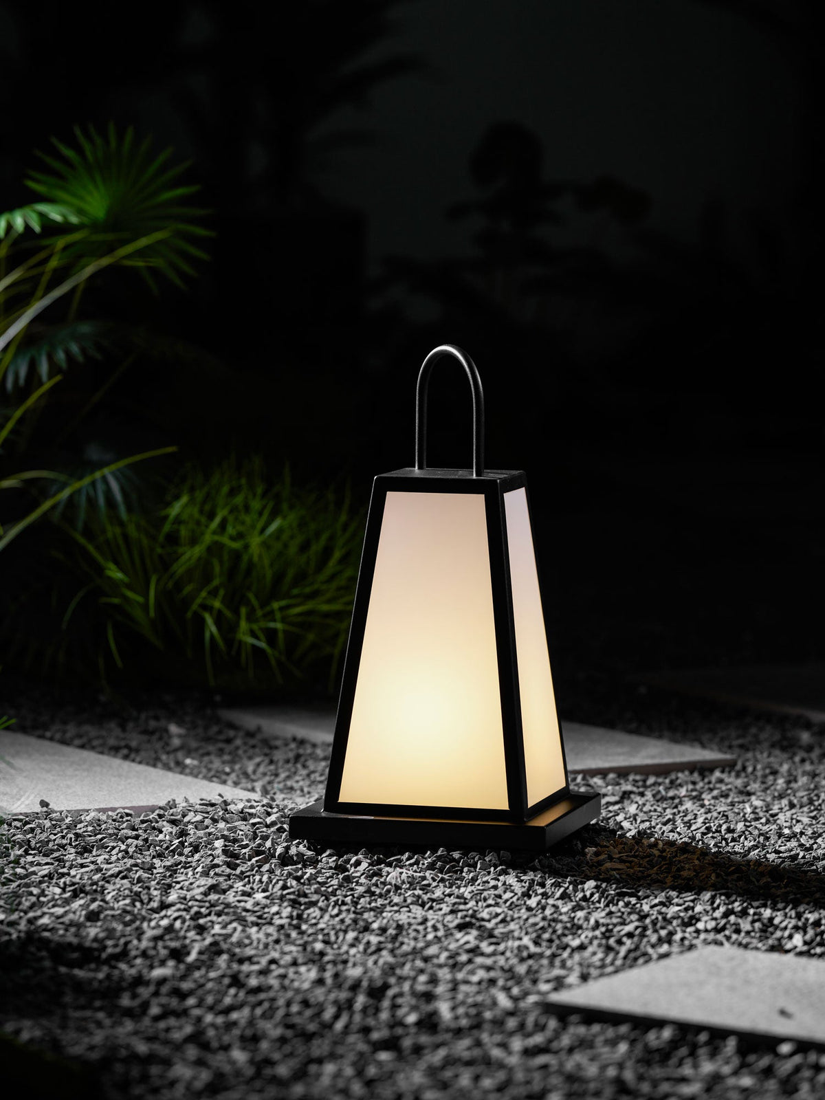 Roam Lantern Garden Outdoor Lamp