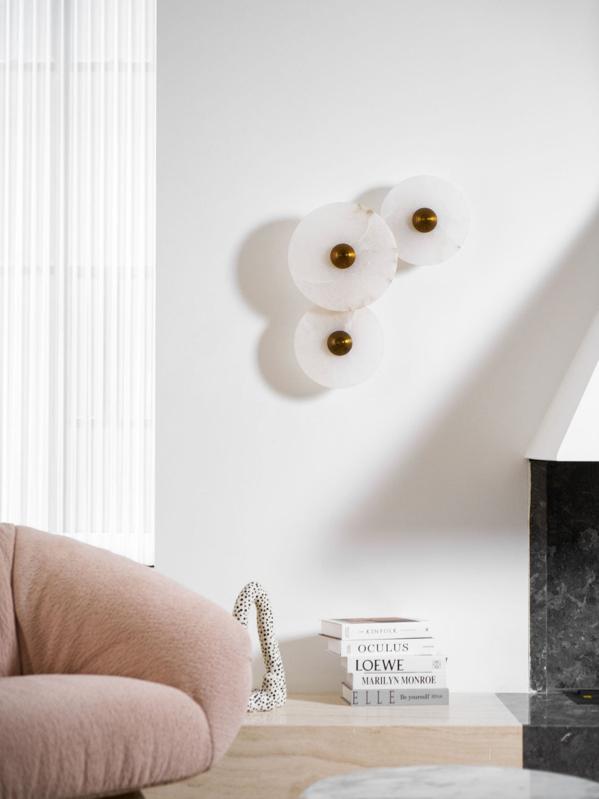 Nayra Alabaster Wall Lamp