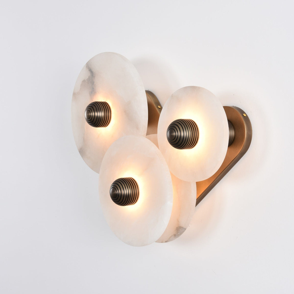 Nayra Alabaster Wall Lamp