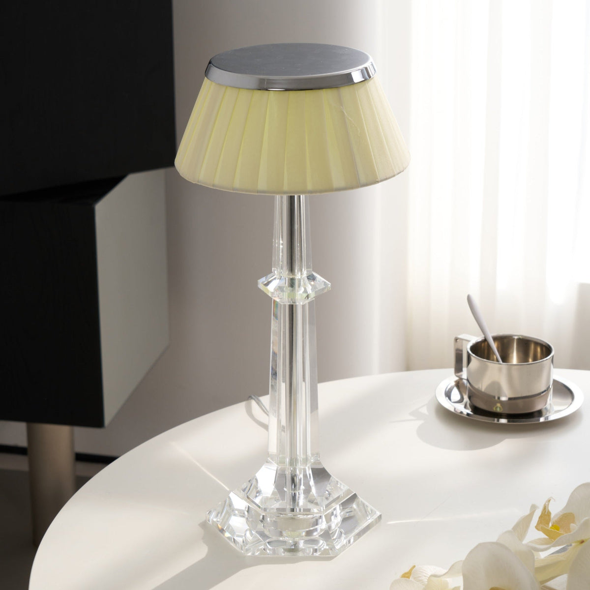 Versailles Table Lamp