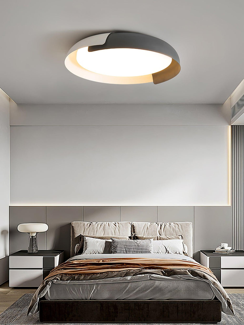Vikaey Ceiling Light